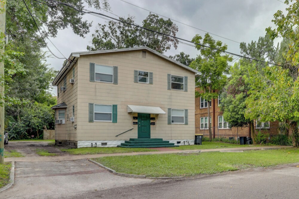 Walk to King Street Eats! Condo in Jacksonville