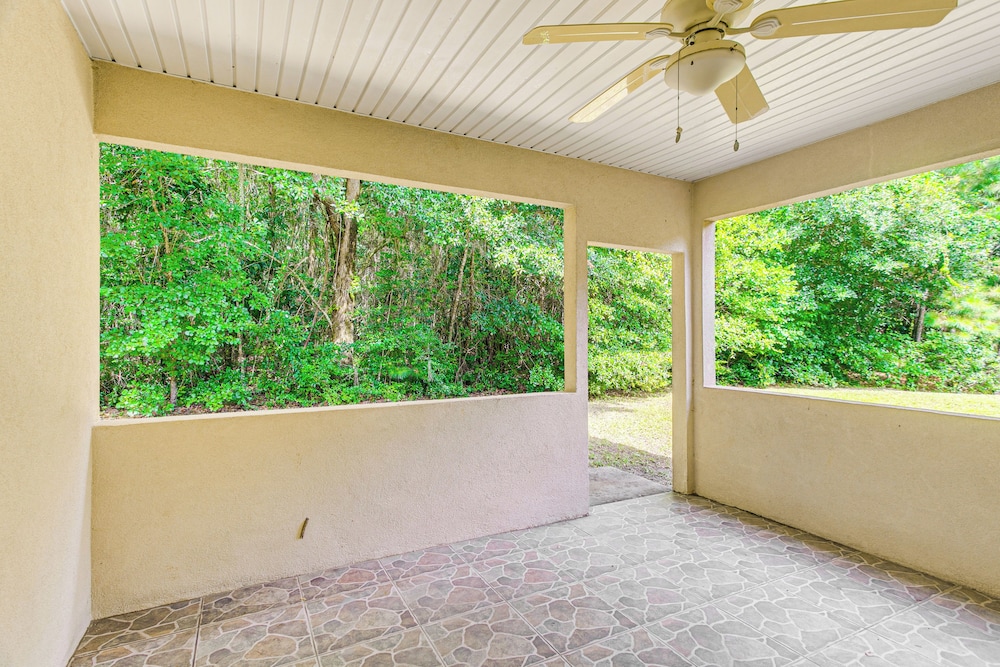 14 Mi to Jekyll Island: Luxe Brunswick Home view 2