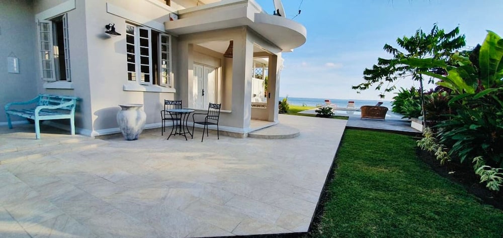 Le Ficus Iti - Belle Villa Bord de mer et Piscine