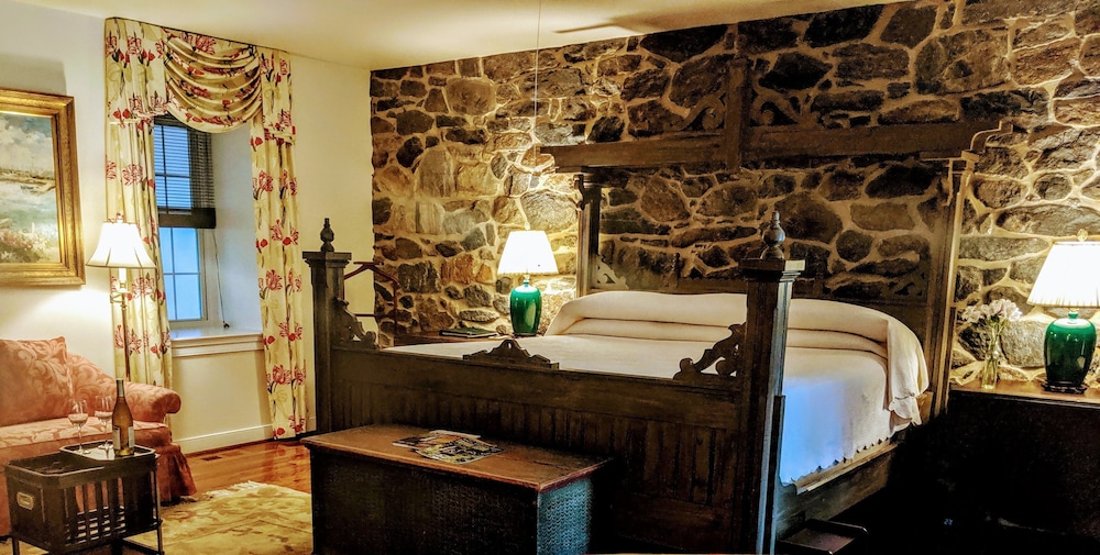 Wilmington Vacations - The Inn at Montchanin Village, a Historic Hotel of America - Property Image 80