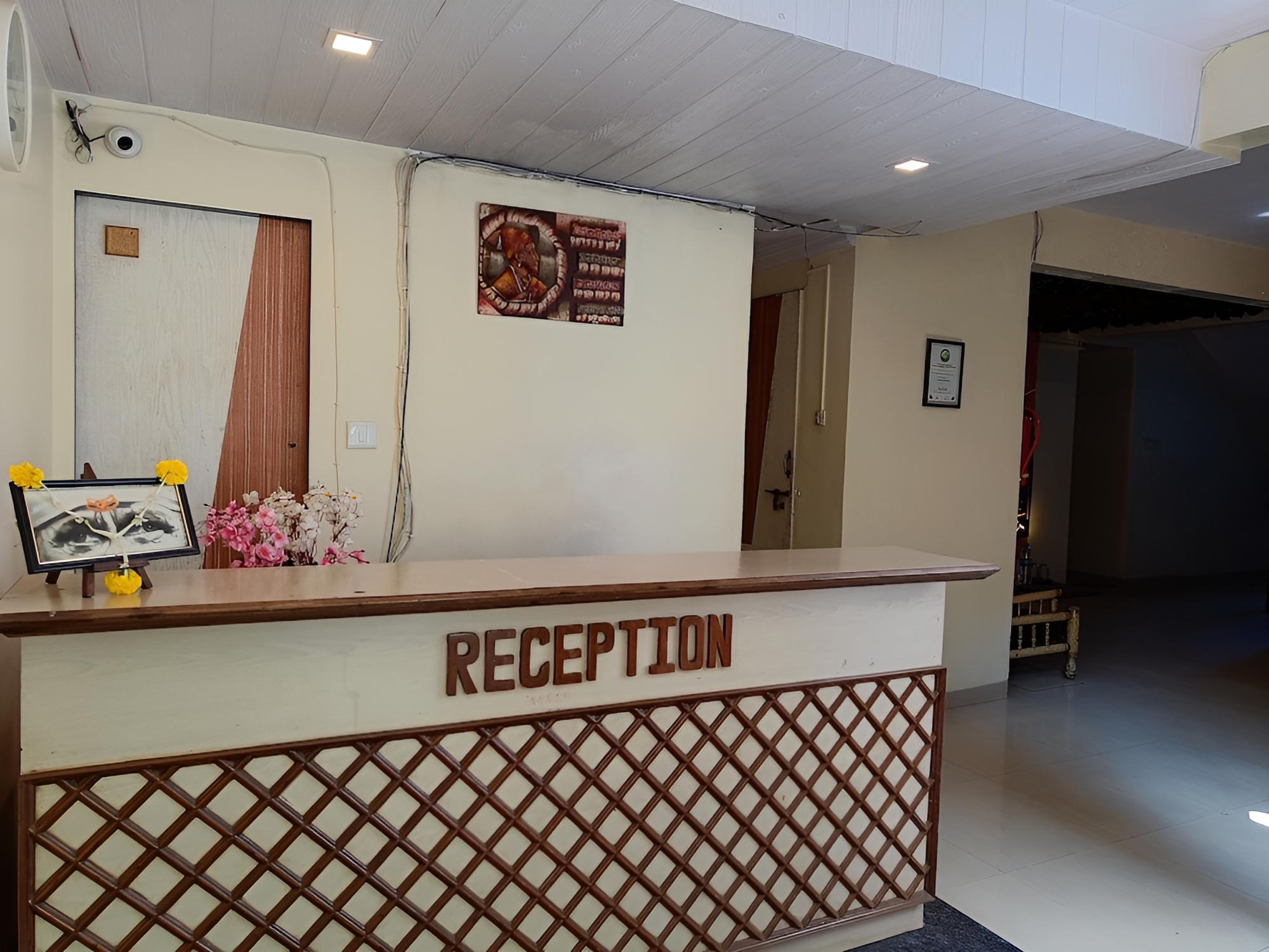 Hotel Jambhale Palace