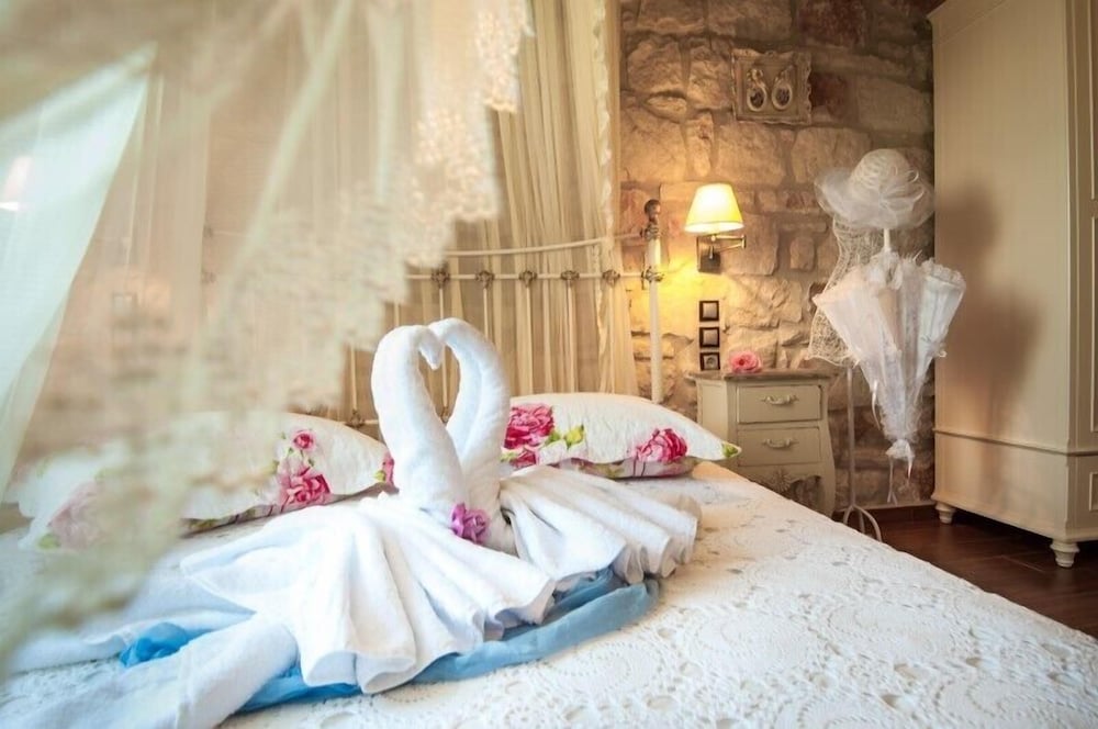 Kavos Psarou Villas photo 5