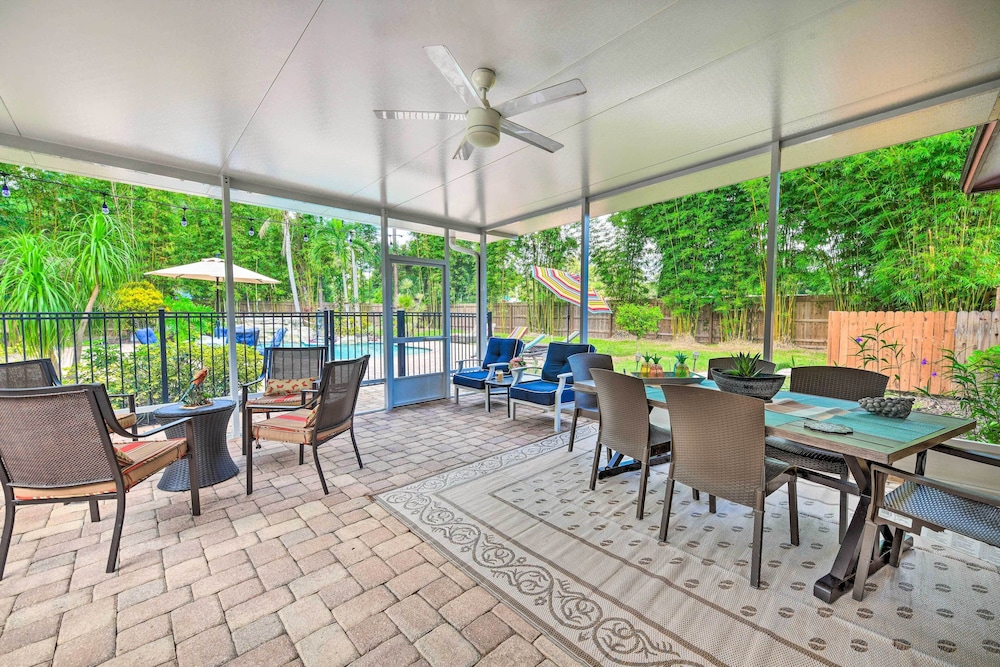 Sarasota Getaway w/ Private Pool & Backyard Oasis!