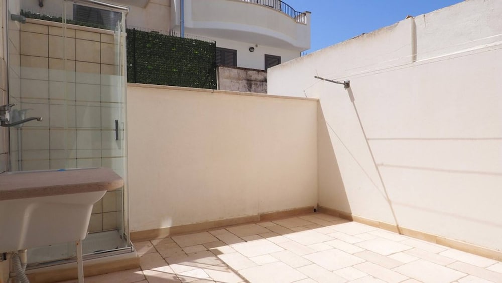 Villa del Mare 2 Three Bedrooms 700 Metres From the Beach