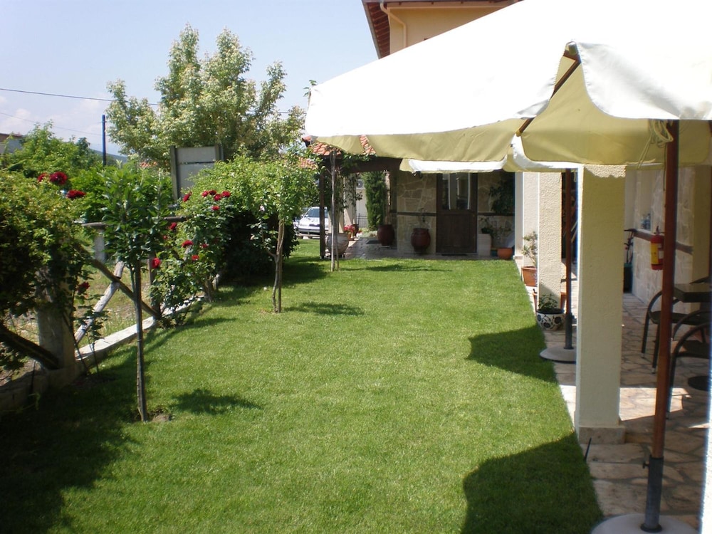 Photo 42