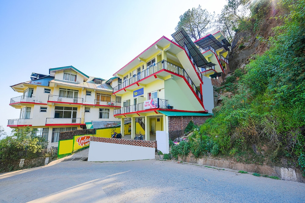 Fabhotel Shane Villa Residency