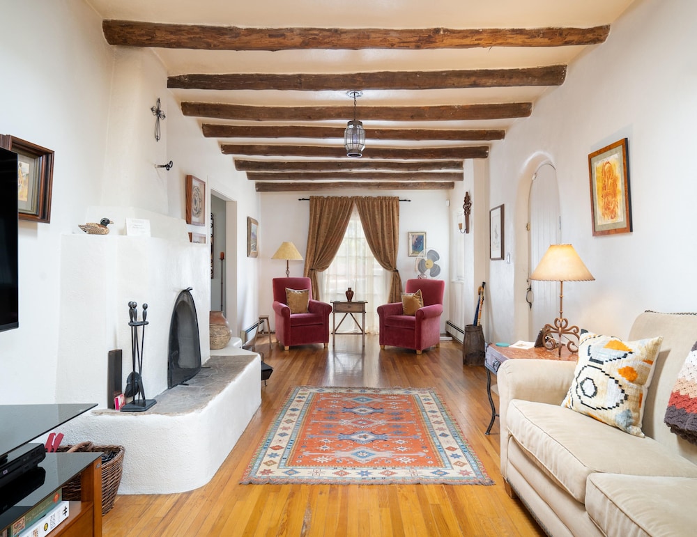 Santa Fe Vacations - Harmony House - Property Image 1