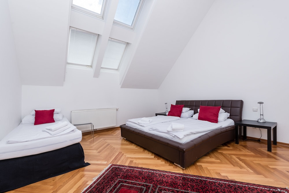 Duschel Apartments City Center