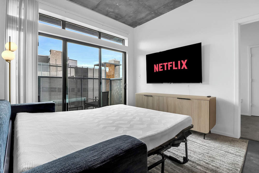 Phoenix Urban Luxury Escape