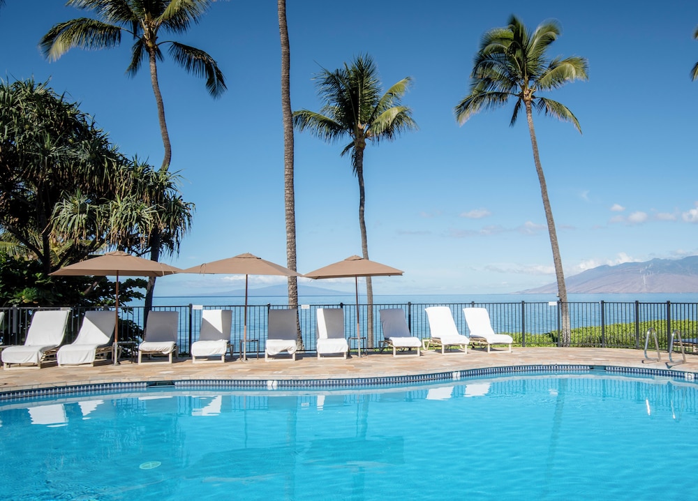 Polo Beach Club Vacation Rentals - APlus Resorts