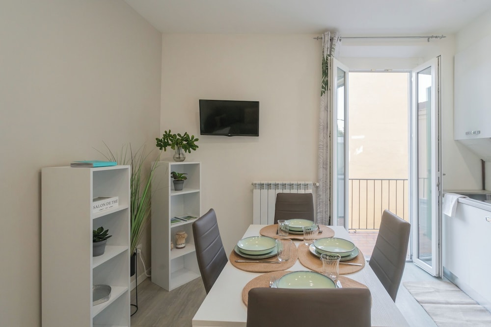 Zezio 44 by Rent all Como