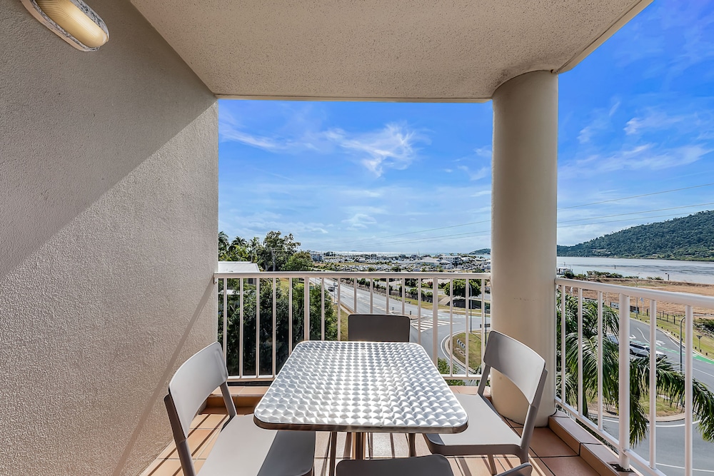 Tropical Marina views 1bedroom