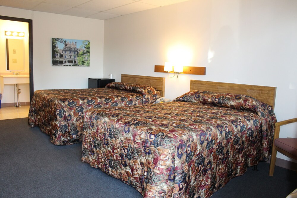 Otter Creek Inn