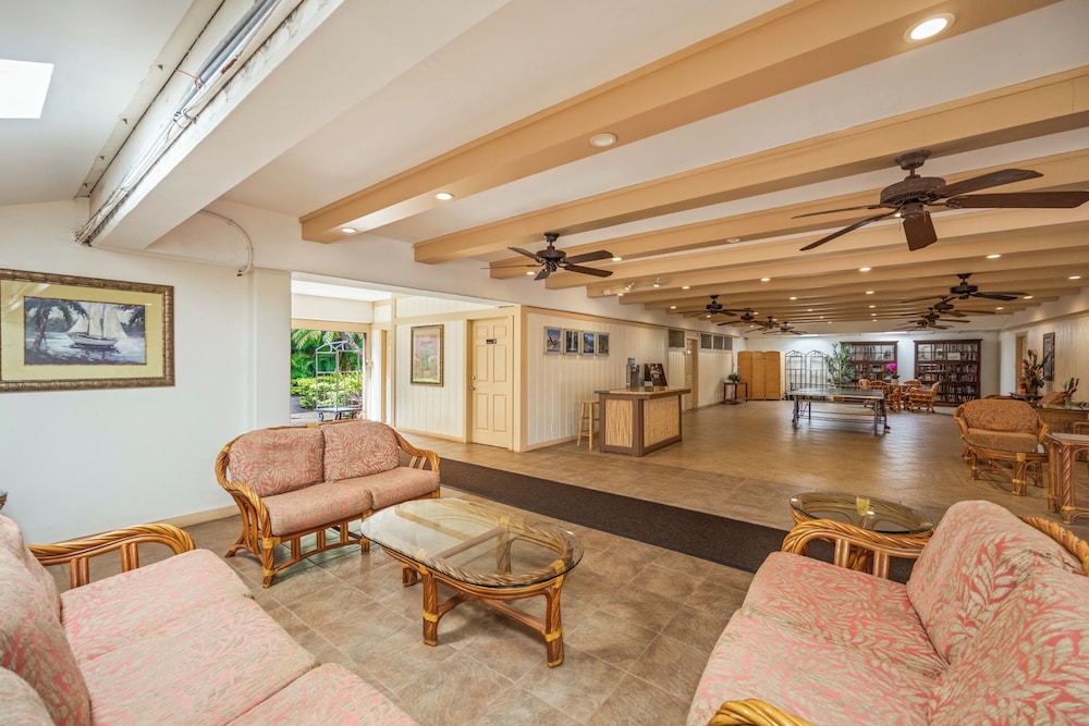 Kuleana Club - 402