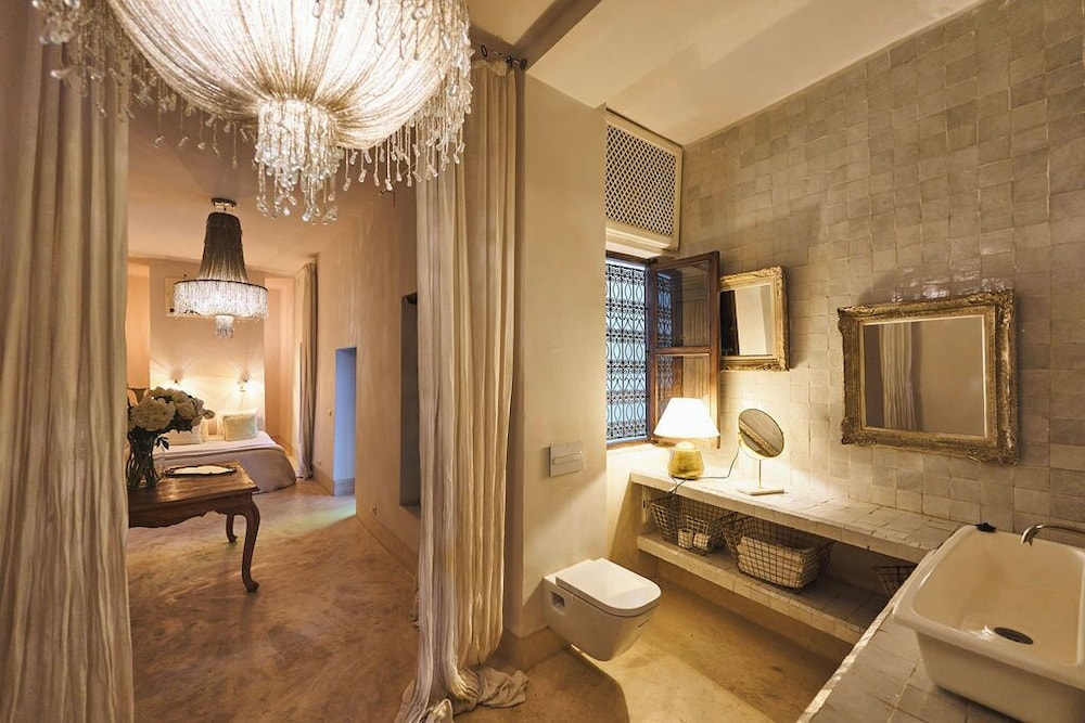 RIAD YLHA