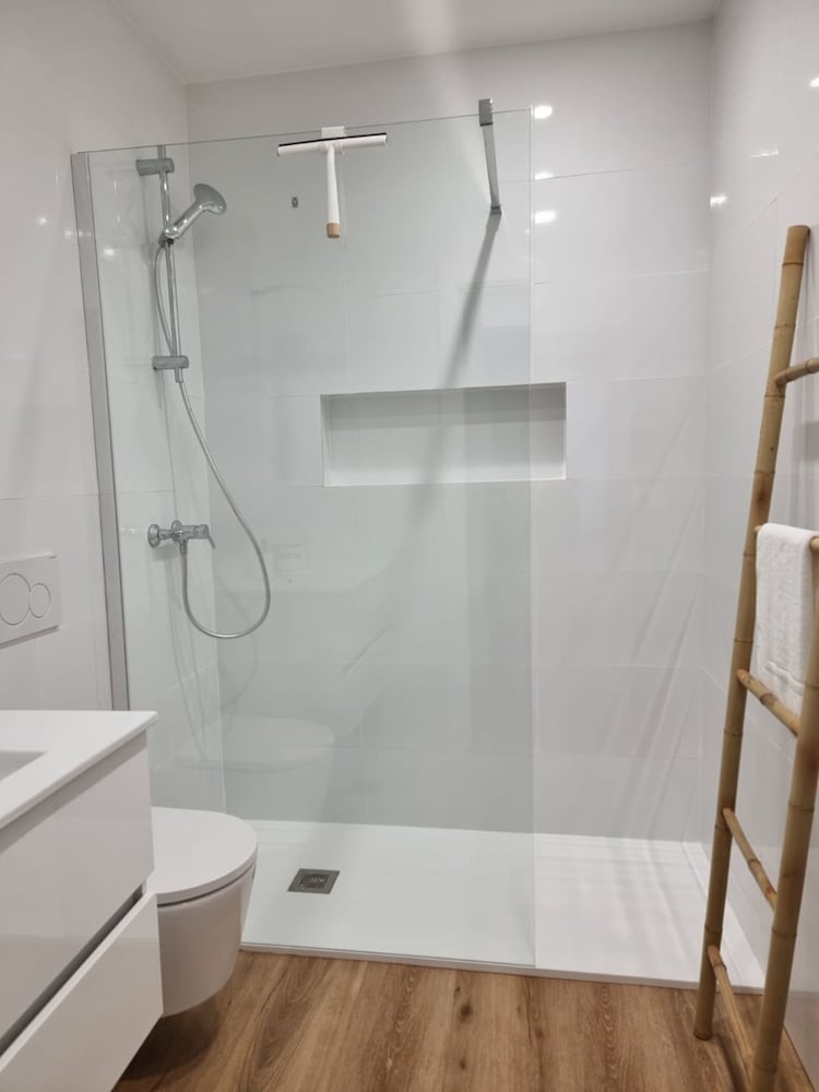 Downtown Faro Luxury Flat With Balcony
