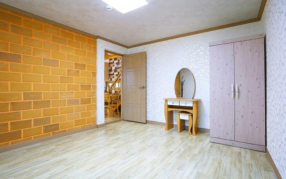 Photo 30