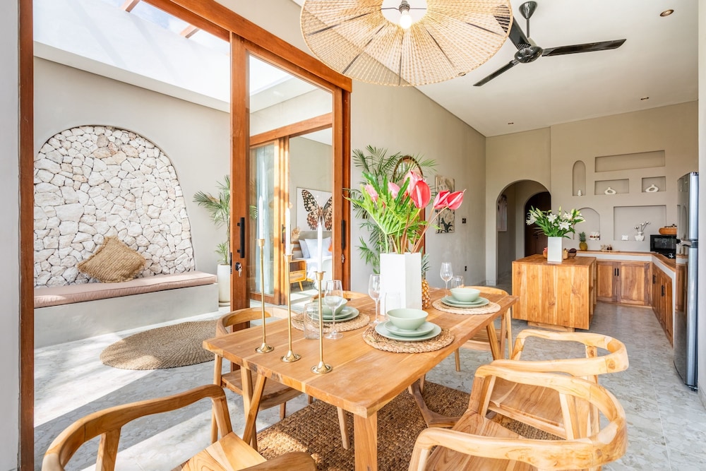 Villa Bayu by Alfred in Bali - Cozy 2BR Villa w Stunning Ricefield View