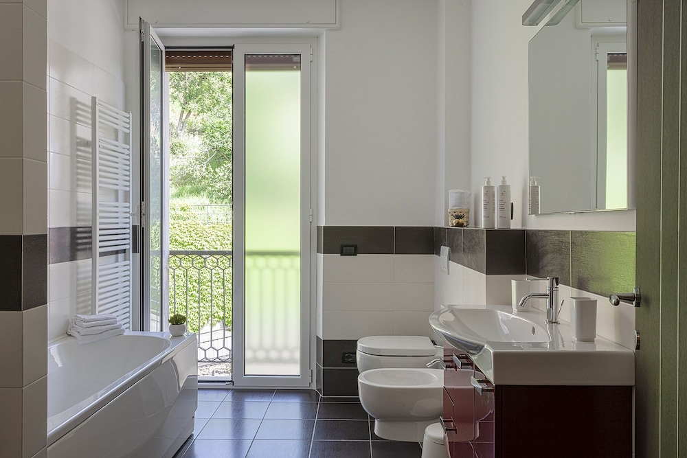 Genoa Vacations - Shelley Apartments By Wonderful Italy - Property Image 71