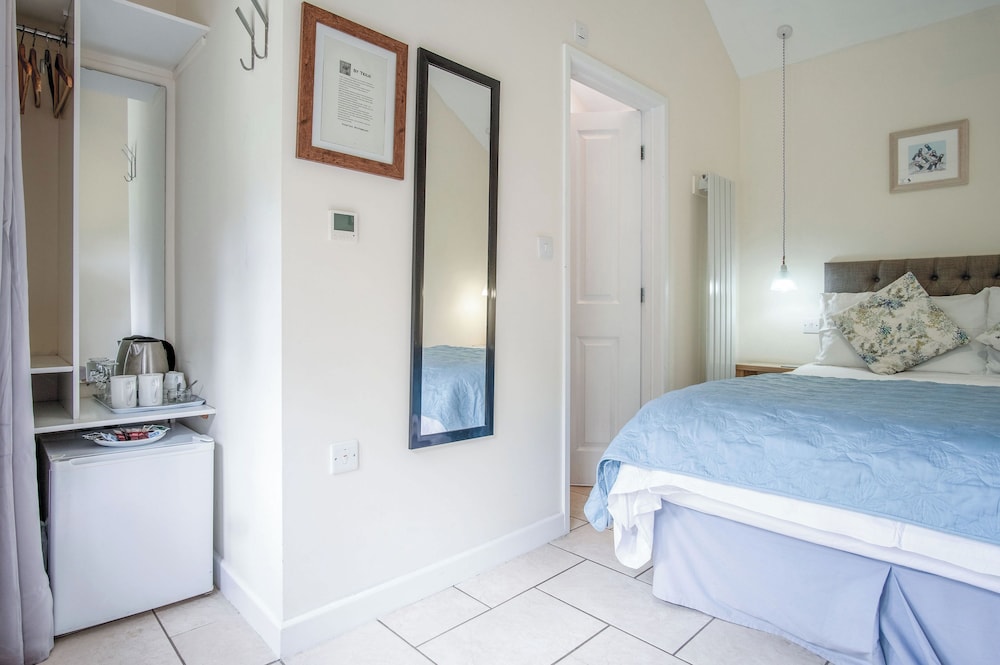 Teilo - 1 Bedroom - St Ishmael's view 2