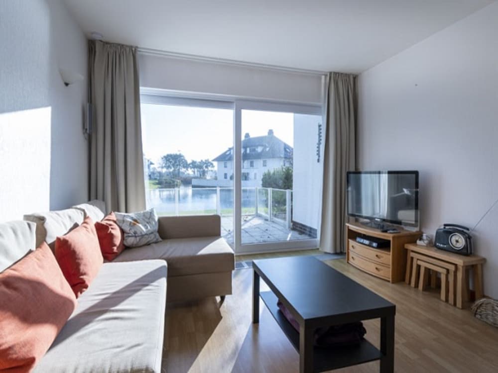 Apartment in Middelkerke Near Beach & Pool