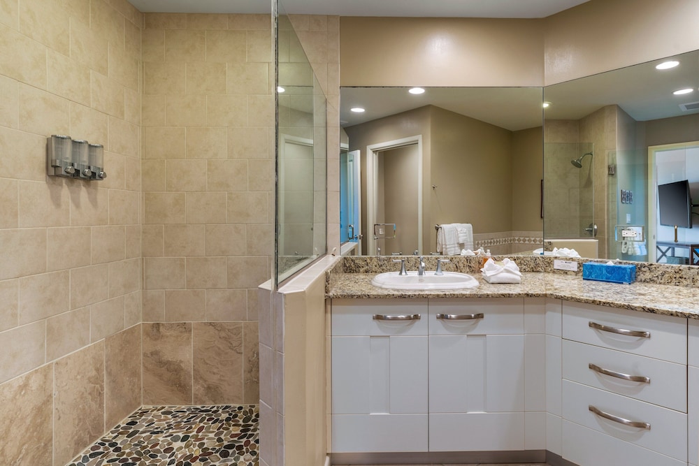 Na Hale O Keauhou A4 3 Bedroom Condo