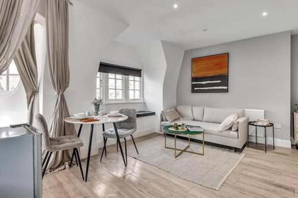 The Phillimore in London