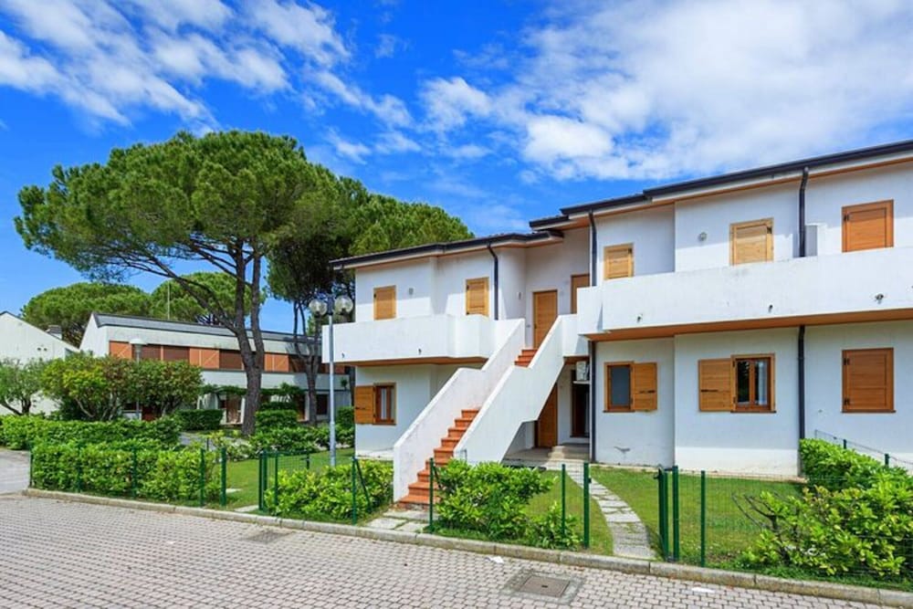 Residence Villaggio Sole B Clima, Bibione view 5