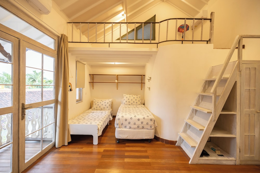 Charming Two Bedroom Villa Near Seminyak