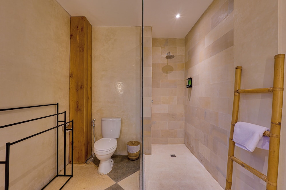 Stylish Canggu Apartment near Berawa Beach