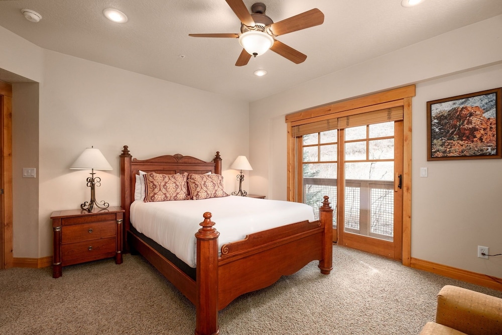 Park City Ski Resort - Town Pointe Condos