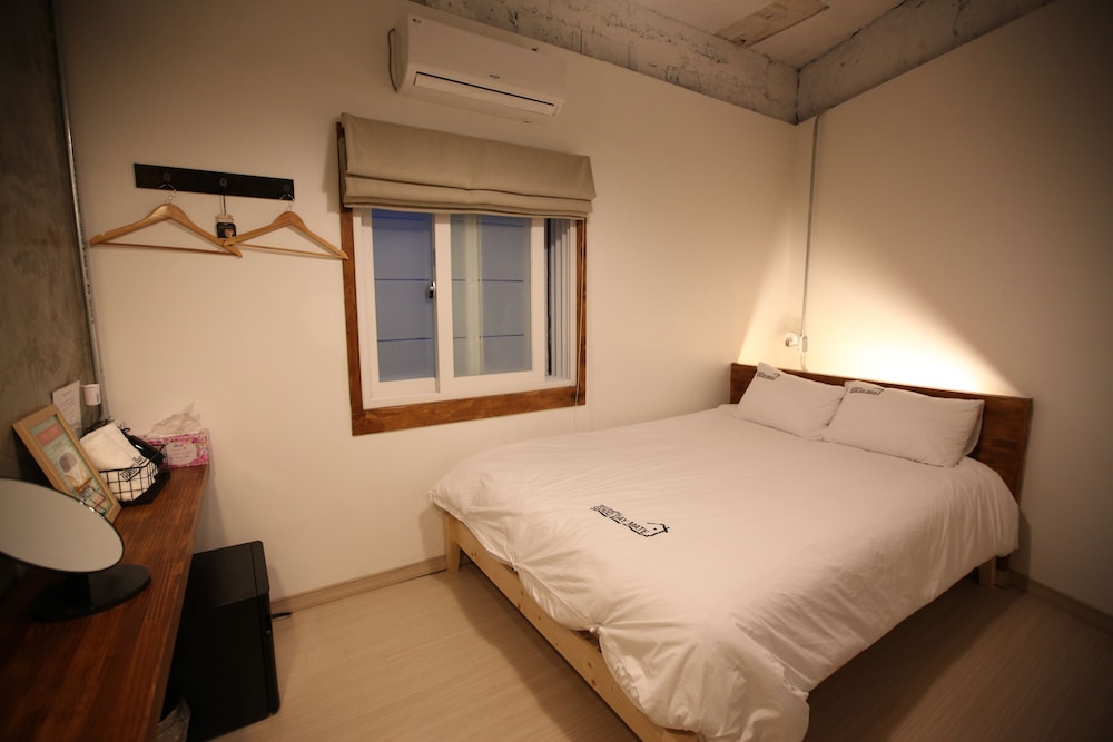 Good Day Mate Hostel