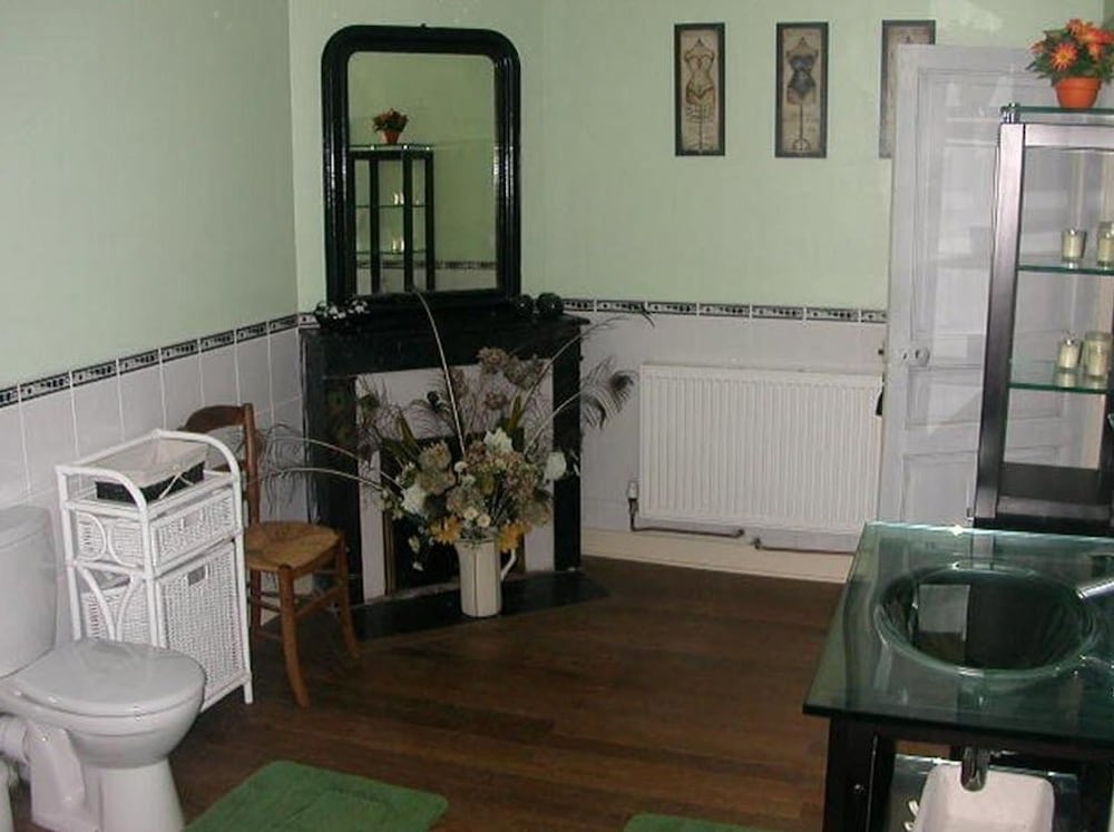 Photo 10