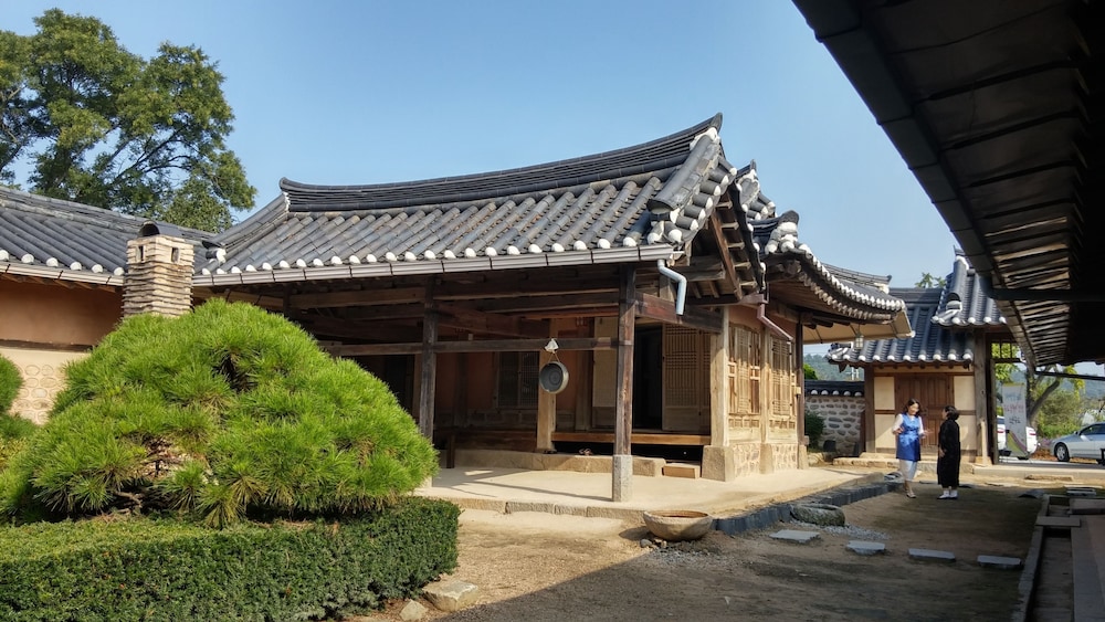 Gyeamgotaek