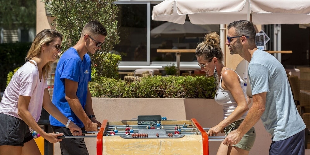 activities & amenities