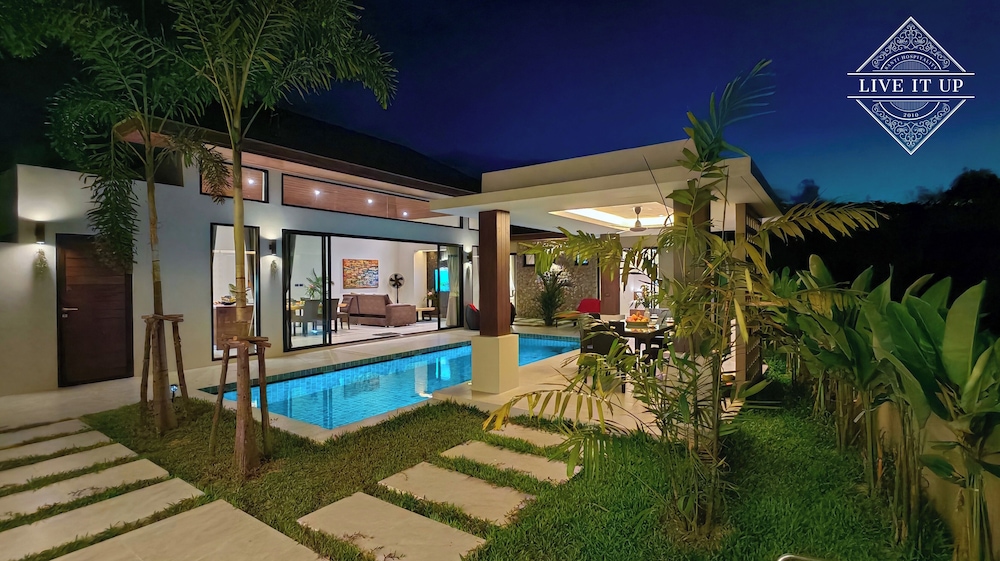 Santi Tara Villas