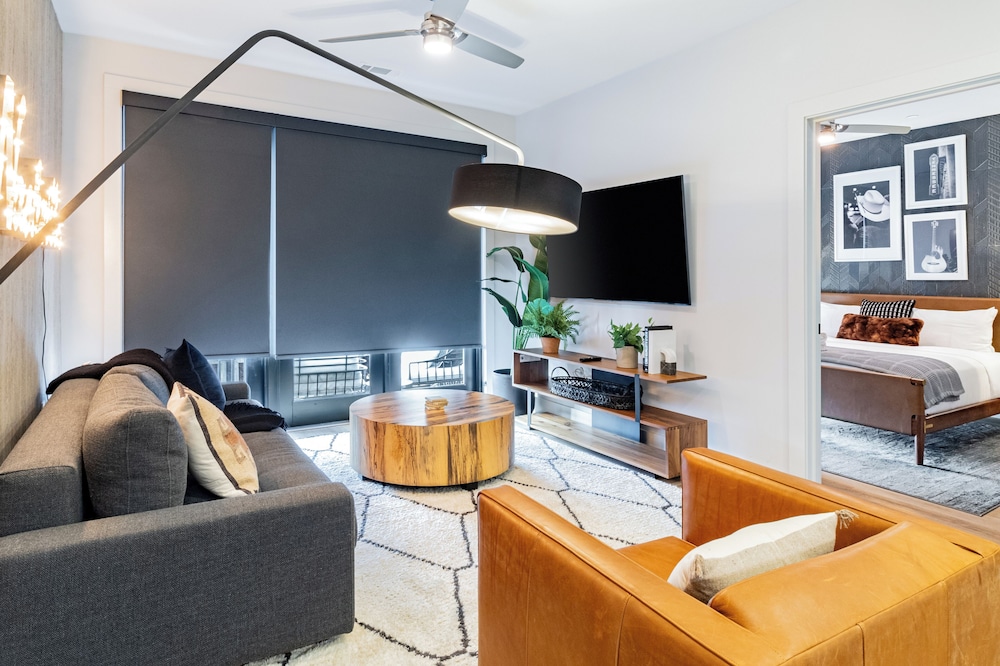 The Odyssey Apartments – by AvantStay Designer Stay in Midtown