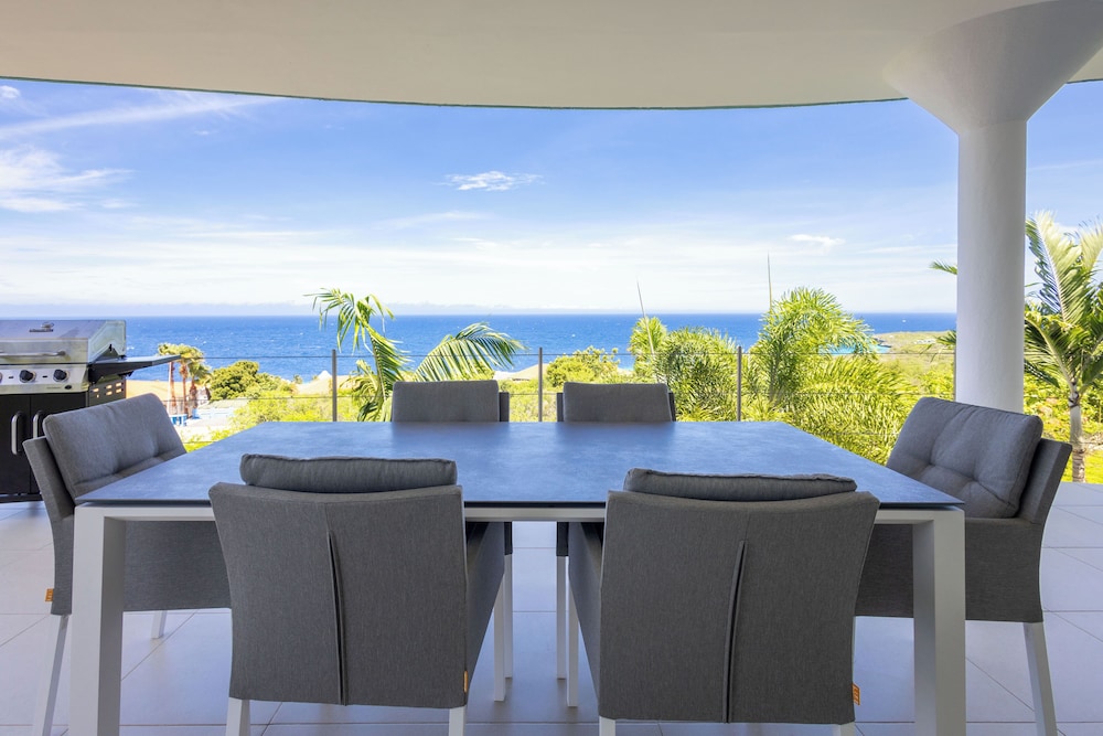 Coral Estate Holidays