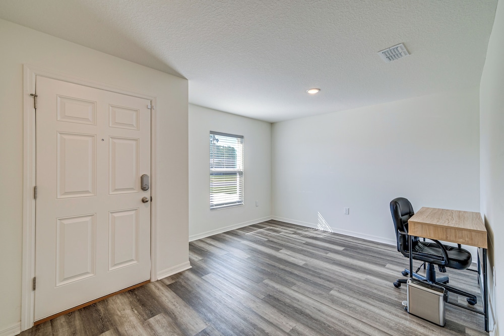 Yard Space & Games: Pet-friendly Ocala Retreat