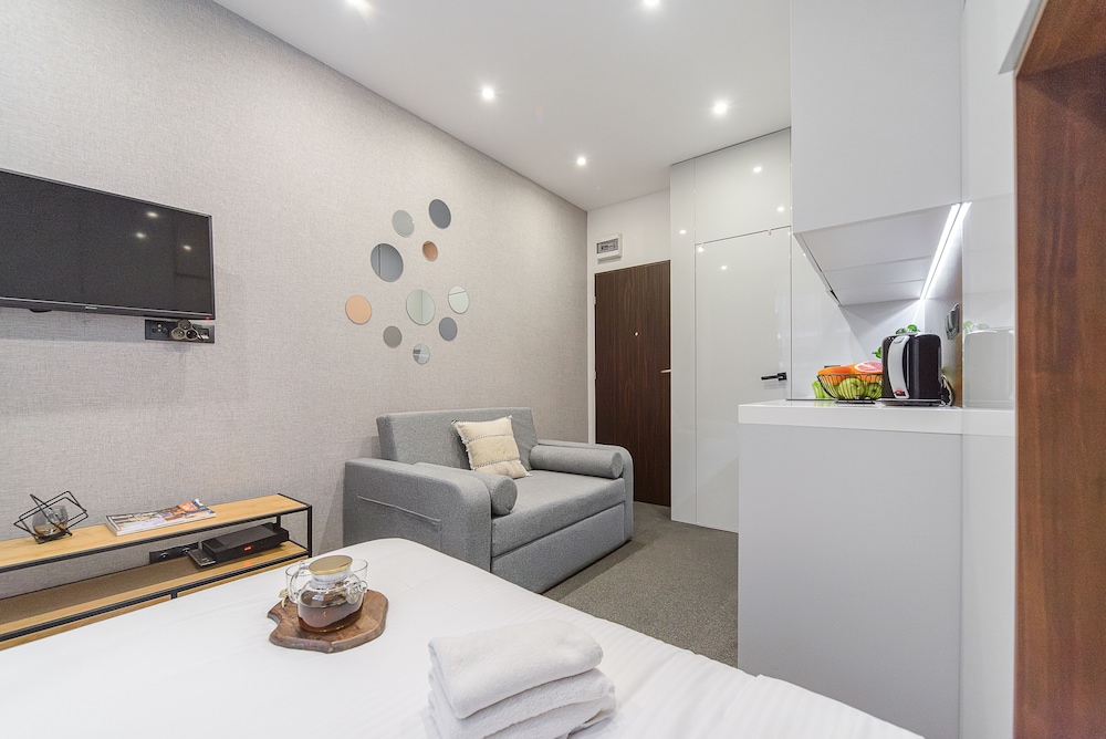 Stylish cozy apartment in Warshaw