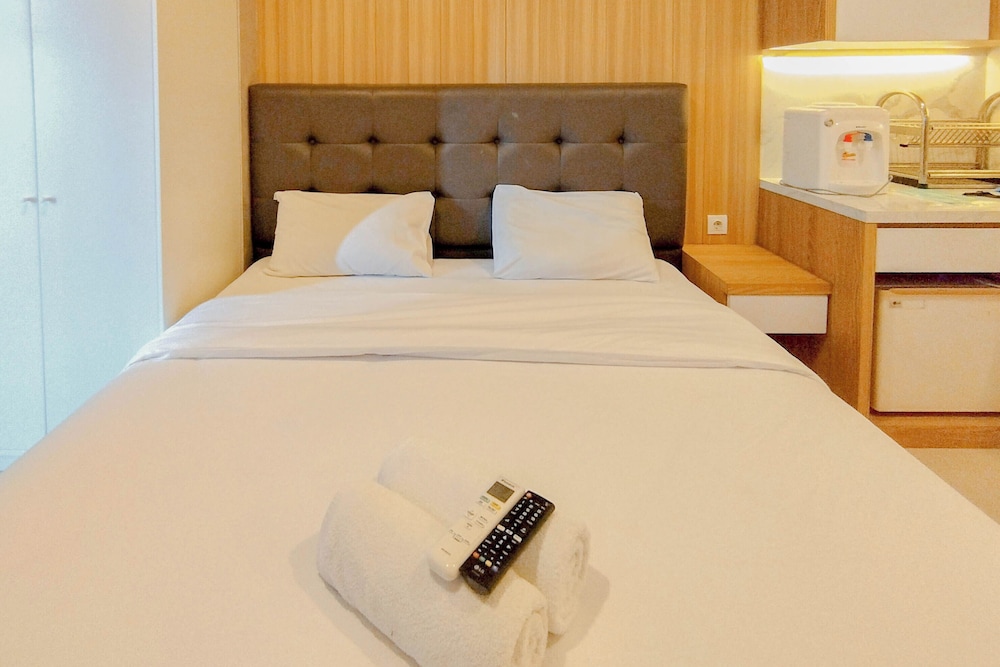 Comfortable Studio Direct Access to Mall at Anderson Supermall Mansion Apartment