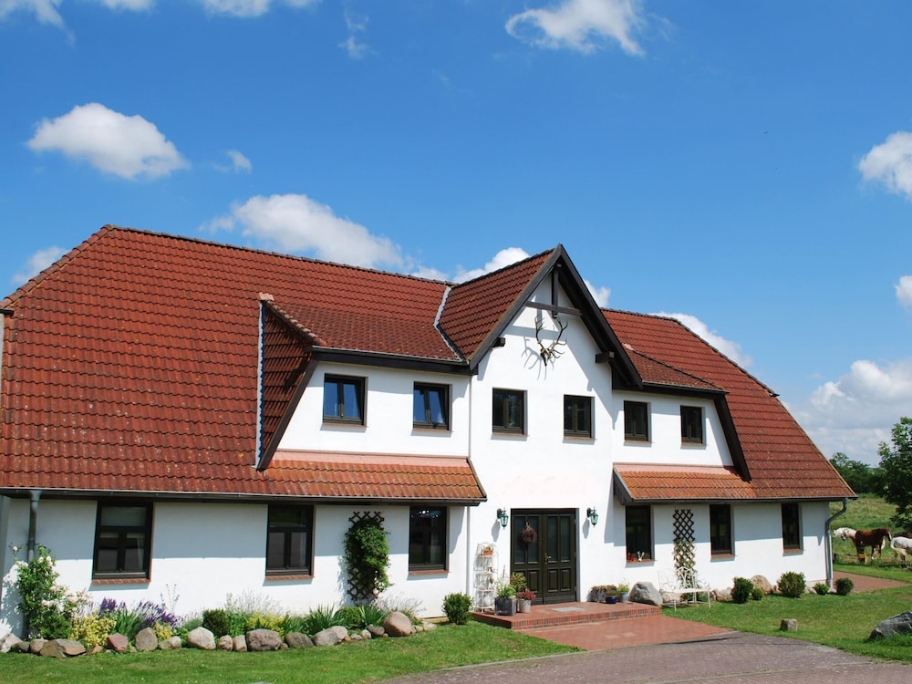 Elegant Mansion in Barlin With Swimming Pool