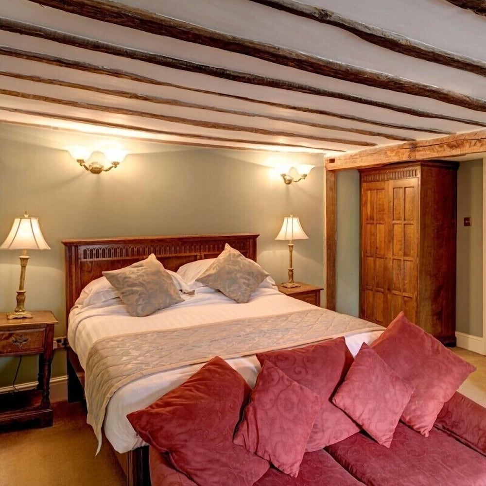 The Brigands Inn