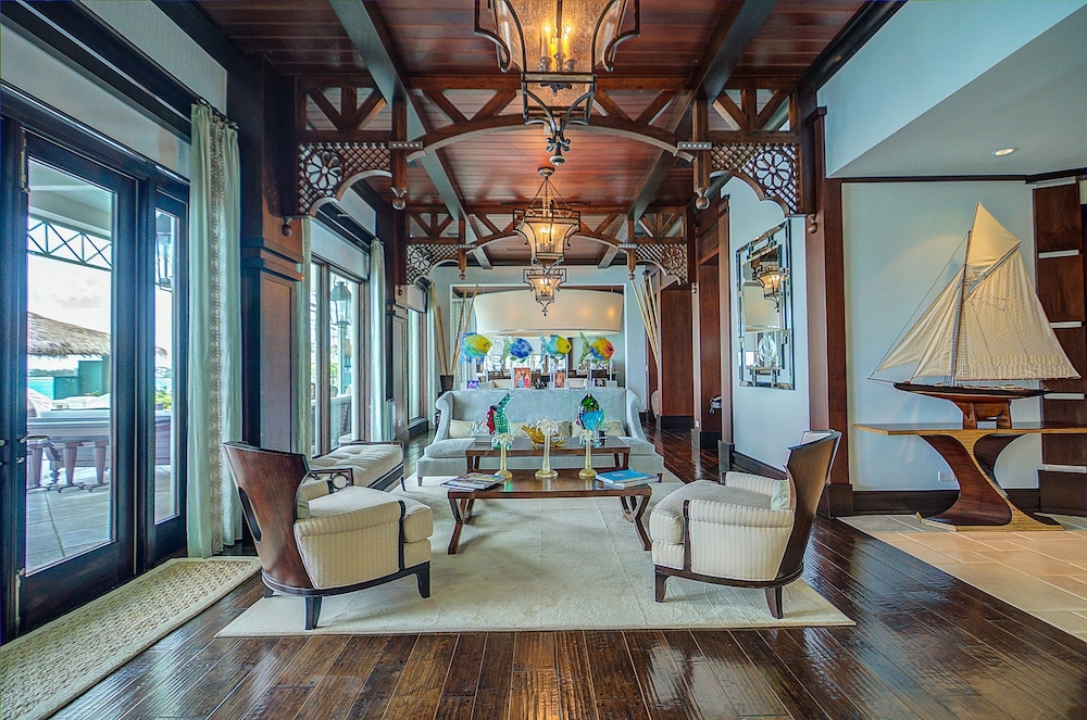 Villa B by the Sea in Nassau