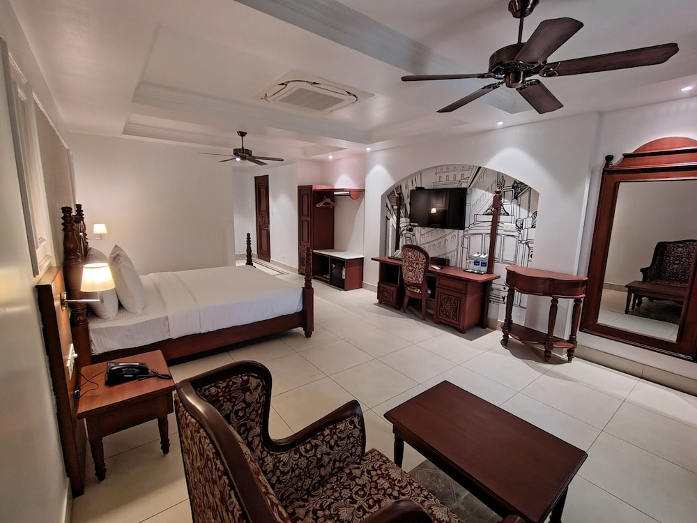 RESORT TITLI