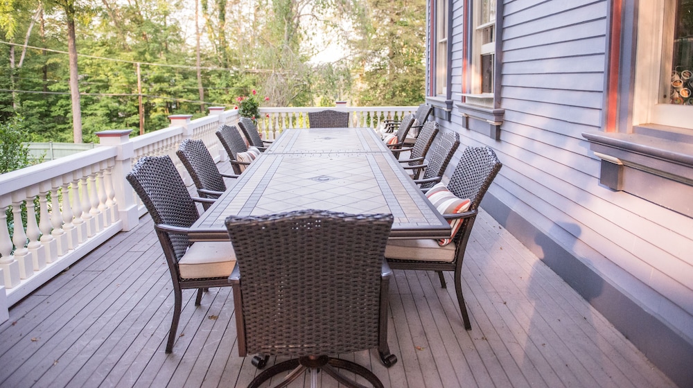 The Bevin House Bed & Breakfast