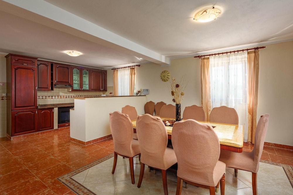 Pool Villa Divina in i an