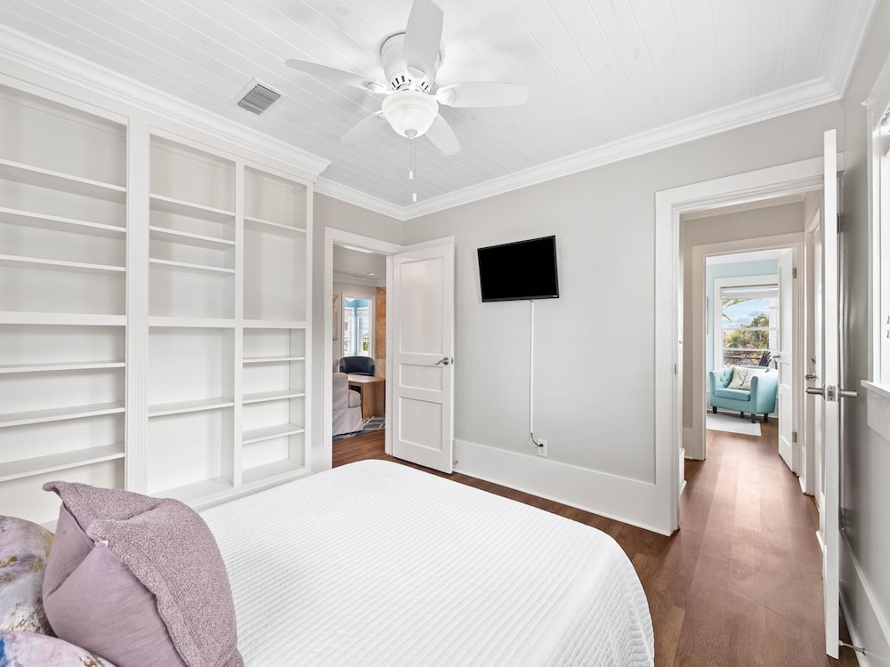 Private Paradise on Front Beach Rd by Resort Collection