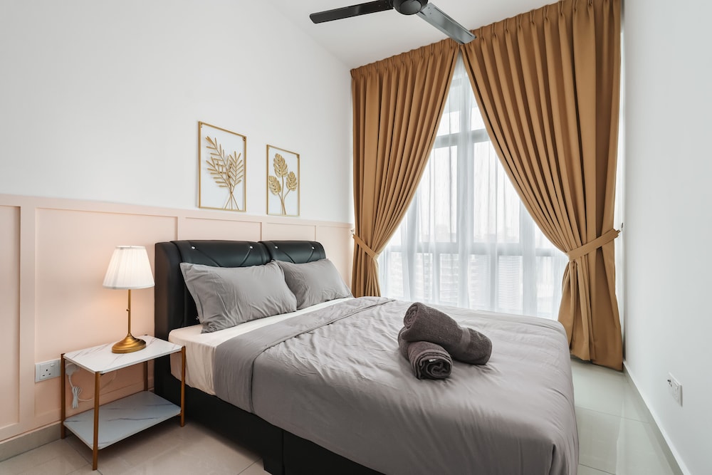 Legasi Kampung Bharu Guesthouse