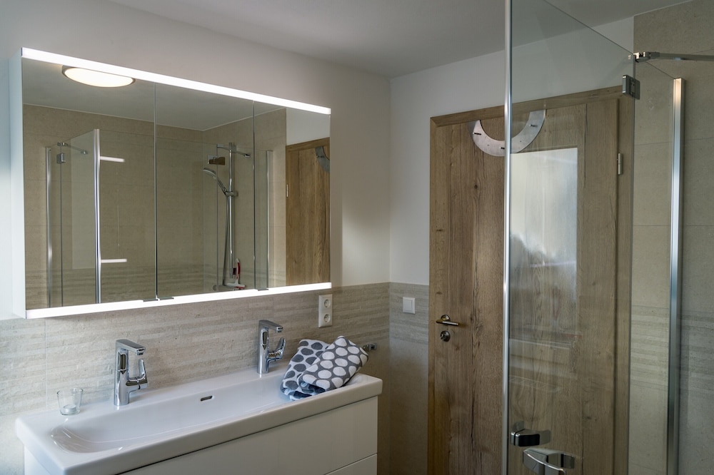 Mill Pond Luxury Escape